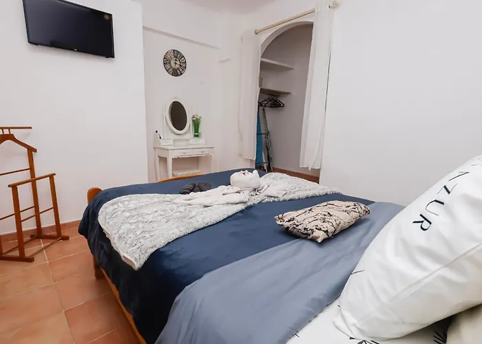 Mazet 1pers - De La Nartelle - Maxime- Piscine Partage- Parking 度假居 *