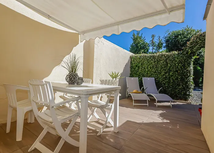 Mazet 1pers - De La Nartelle - Maxime- Piscine Partage- Parking