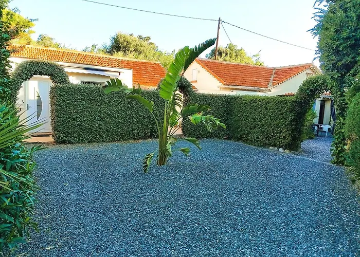 Mazet 1pers - De La Nartelle - Maxime- Piscine Partage- Parking Vakantiehuis Sainte-Maxime